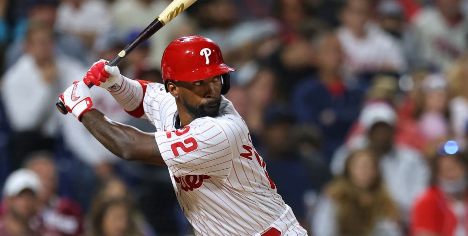 Brewers sign Andrew McCutchen: report from MLB.com