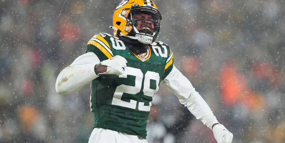 Packers re-sign CB Douglas