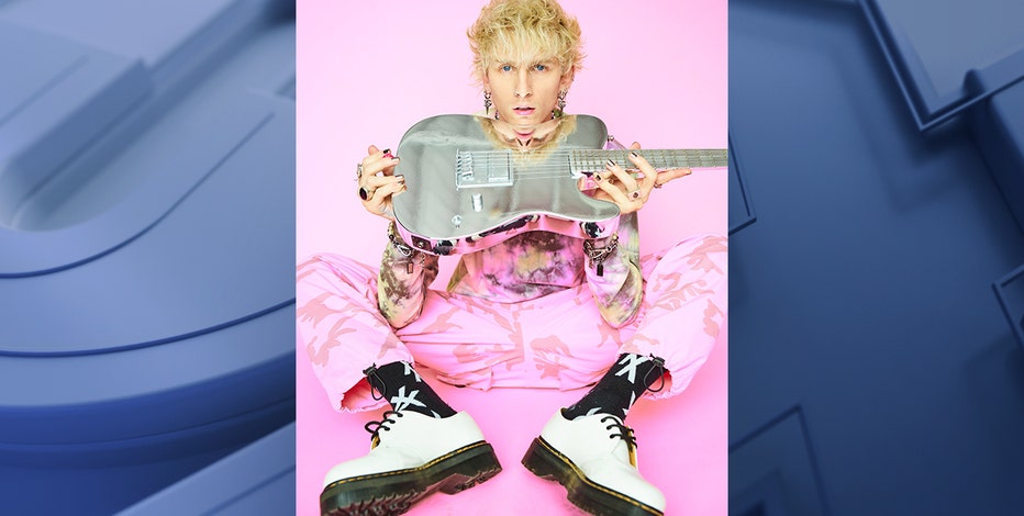 Machine Gun Kelly at Summerfest 2022: 'Mainstream Sellout Tour'