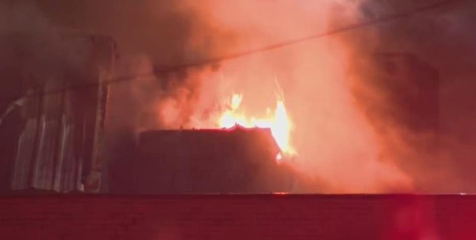 Milwaukee welding facility fire, 2 alarms