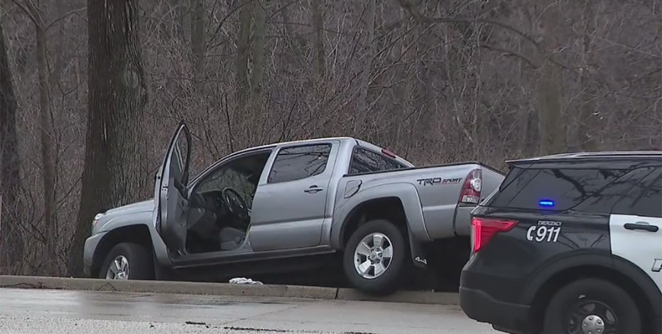 Police chase, crash near Brown Deer Park; suspect arrested