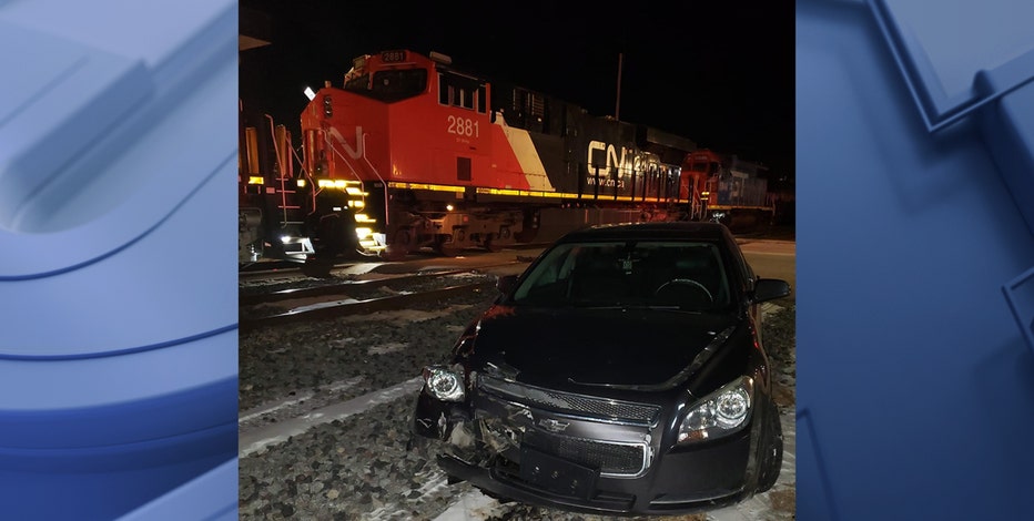 Train hits car in Fond du Lac; no injuries