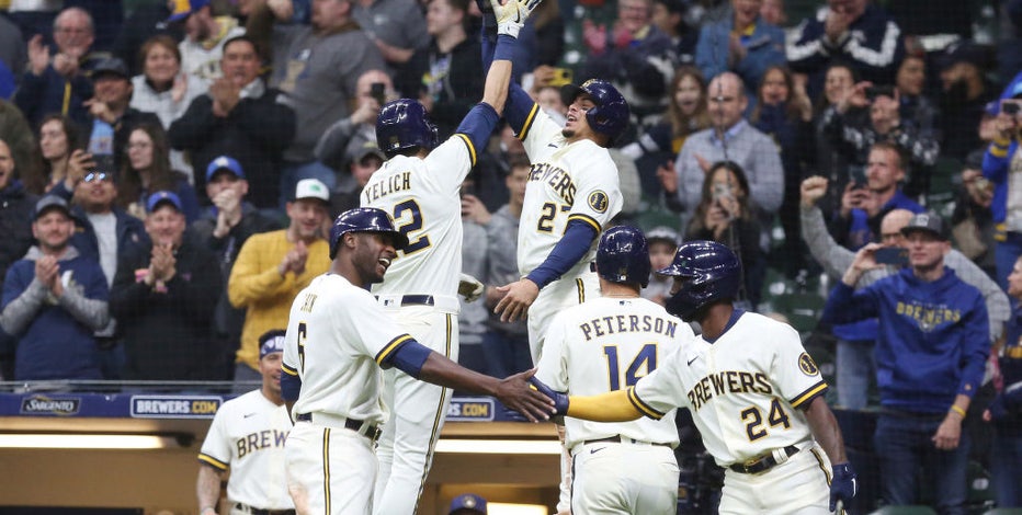 Brewers to cover fans' tabs in 5-county area: 'This one's on me'