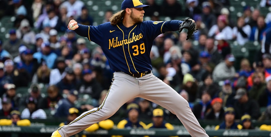 Brewers drop season opener to Cubs in Chicago