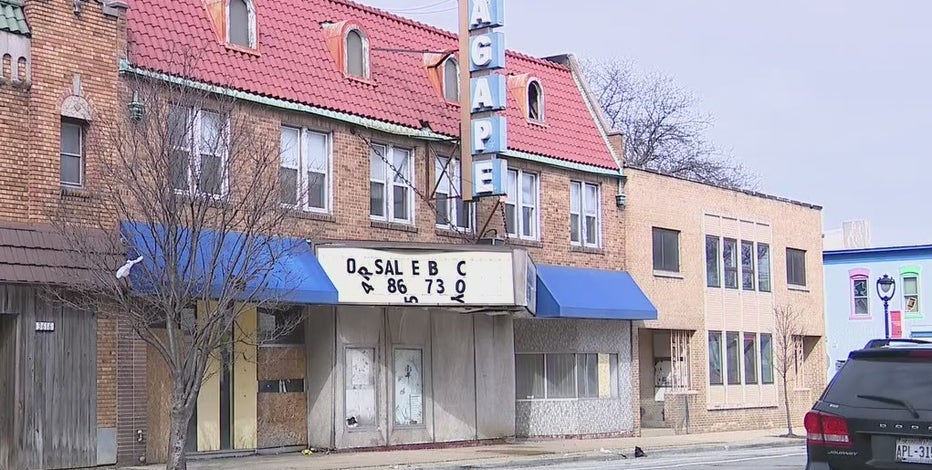 Milwaukee Ritz/Villa Theater for sale, developers sought