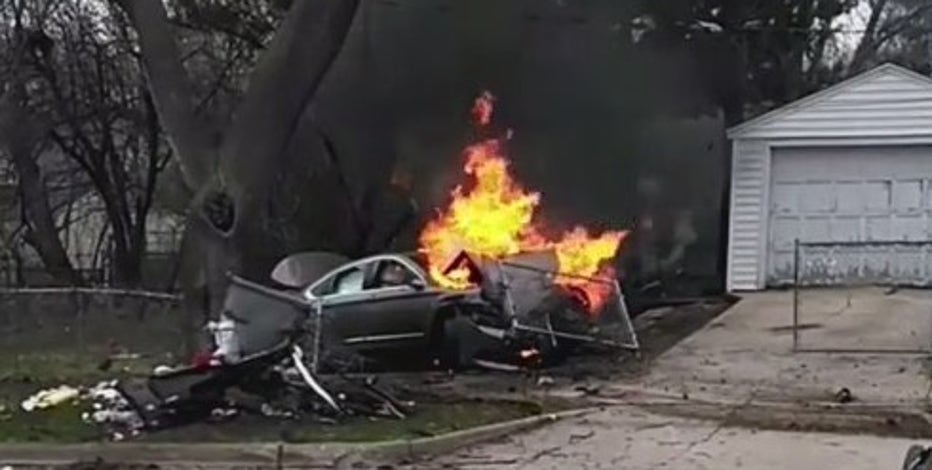 Milwaukee crash, car fire near 53rd and Custer