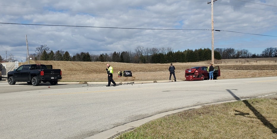 Caledonia collision; 1 person hurt, 2 vehicles towed