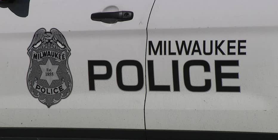Milwaukee north side crash; 1 person dead, another in custody