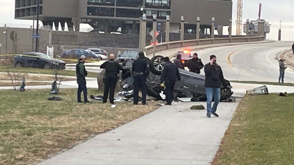 Cudahy police chase tops 100 mph, leads to rollover crash in Milwaukee