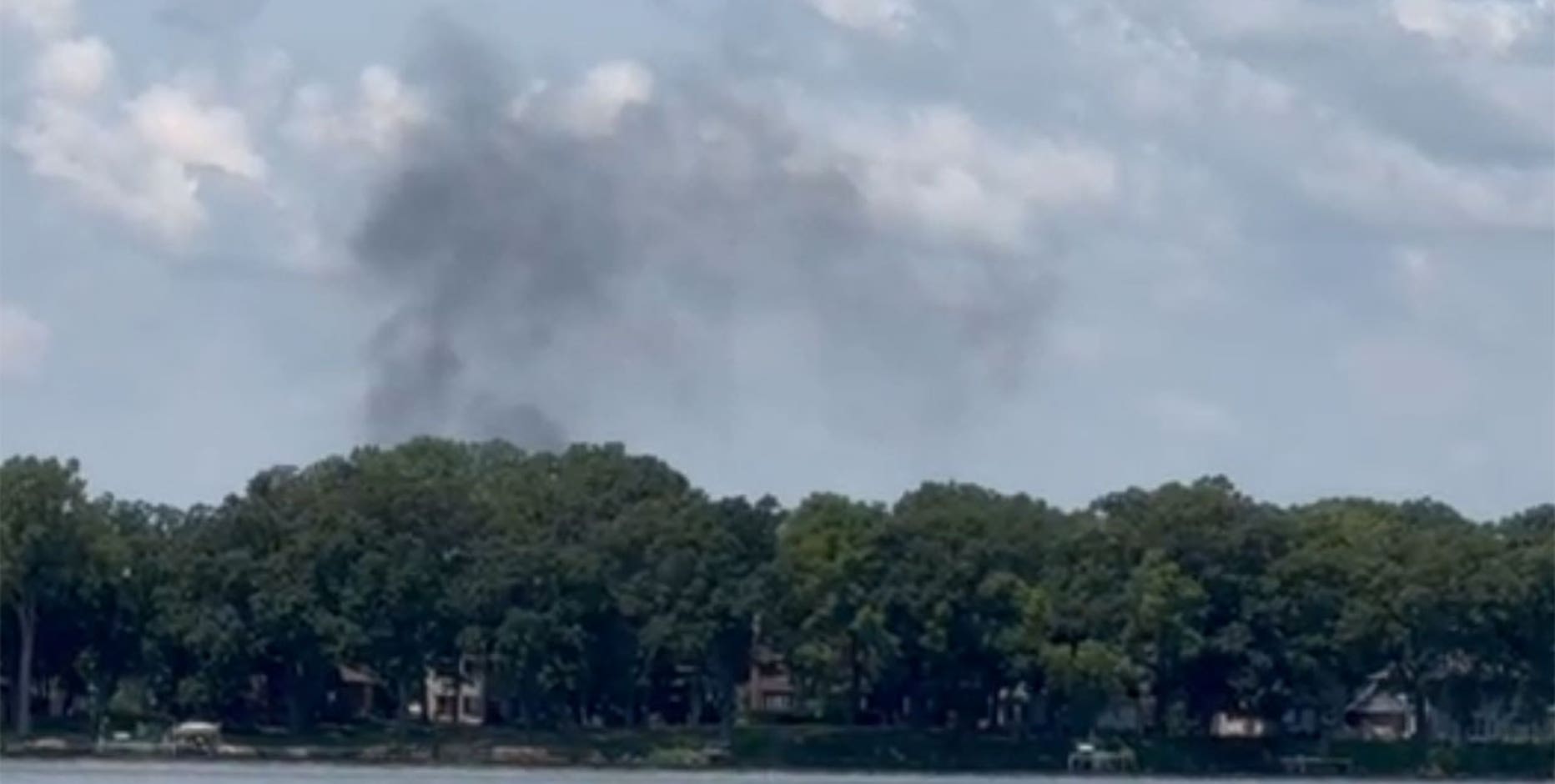 Plane crash near EAA Airventure in Oshkosh; victims identified