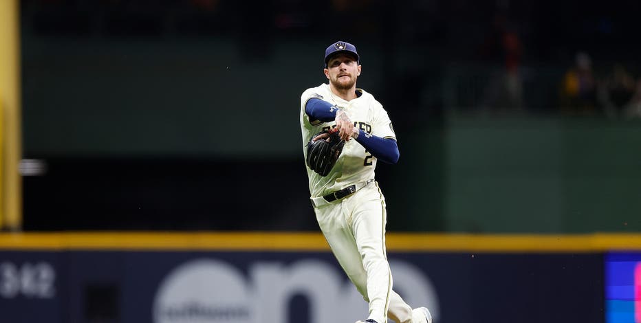 Brewers lose to Phillies; Milwaukee fans still have hope for NL Central title