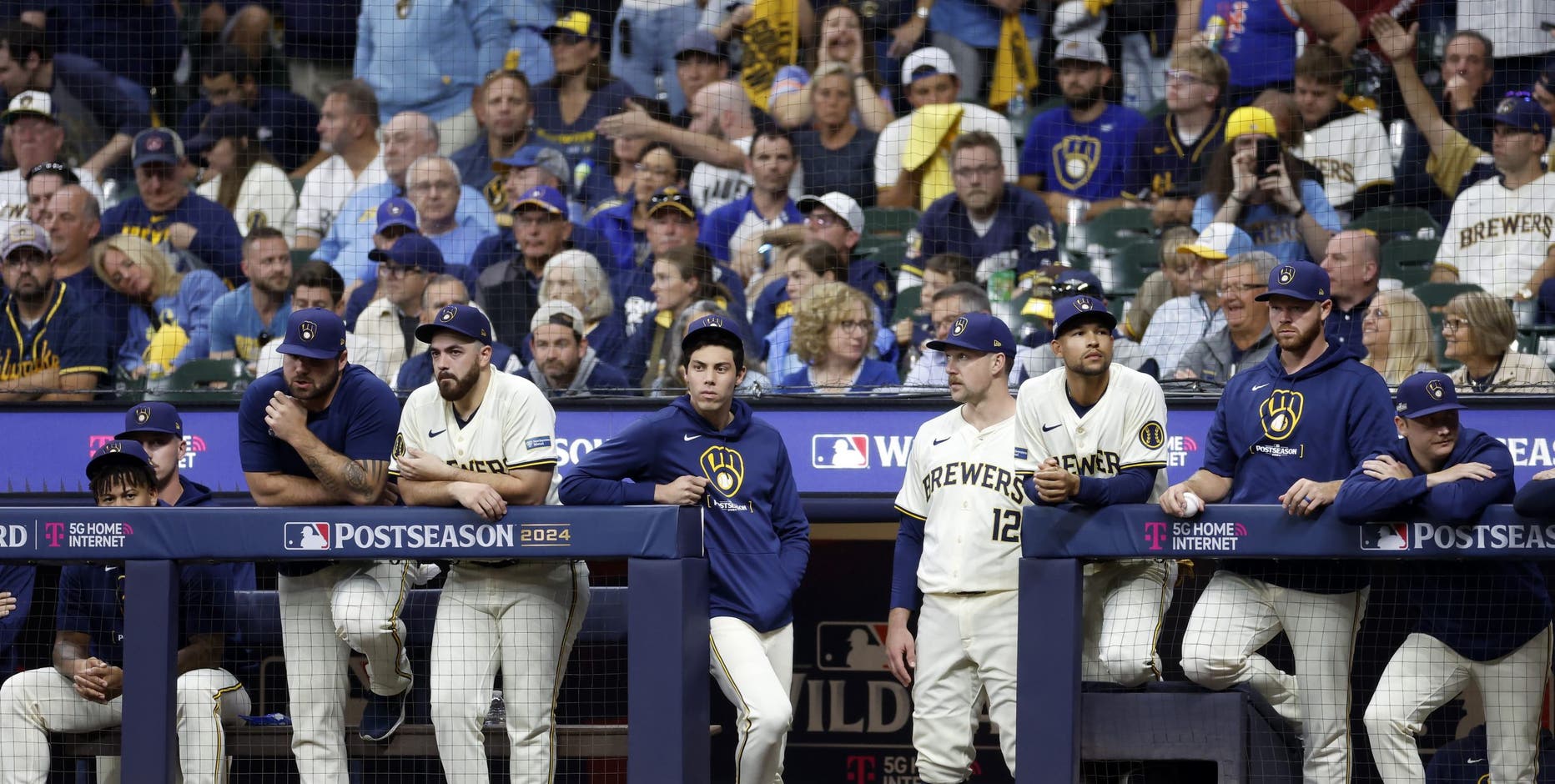 Brewers lose to Mets in playoff opener