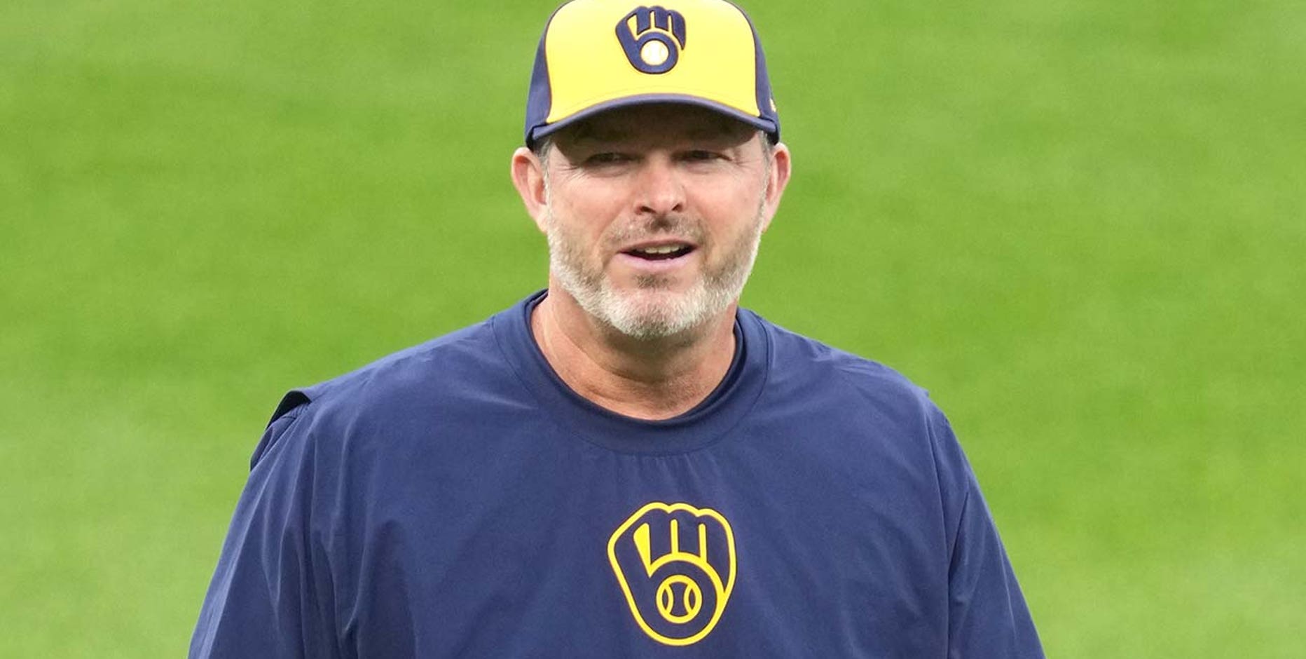 Brewers pitching coach Chris Hook returning for 2025