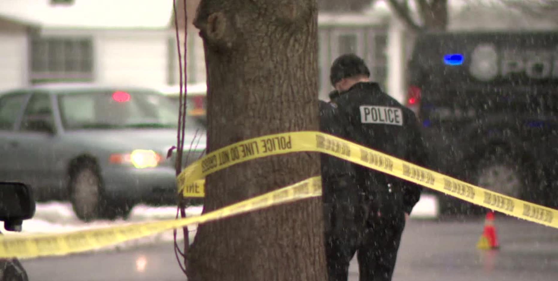 Milwaukee shootings Monday; 2 dead, 3 taken to hospital