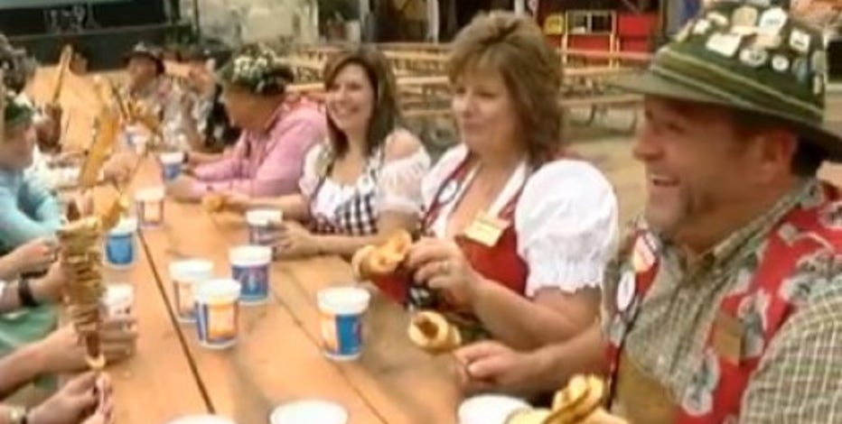Marketplatz building catches on fire following 2019 Wurstfest
