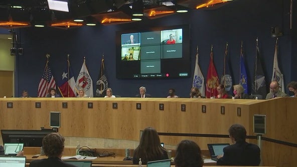 Austin City Council members consider raising own salaries by 40%