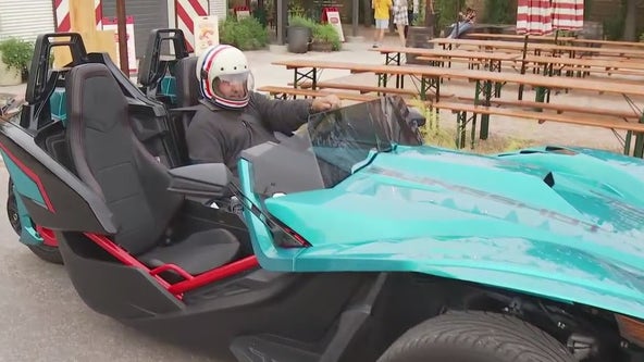 3-wheel autocycles rolling down Austin streets during ACL 2022