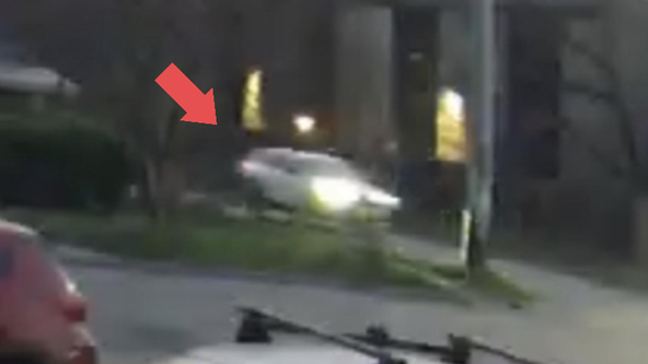 Police searching for driver involved in hit-and-run crash of cyclist in North Austin