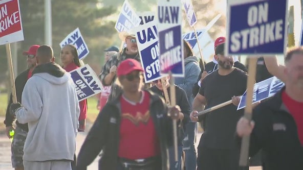 UAW strike update: These plants are joining the picket line Friday