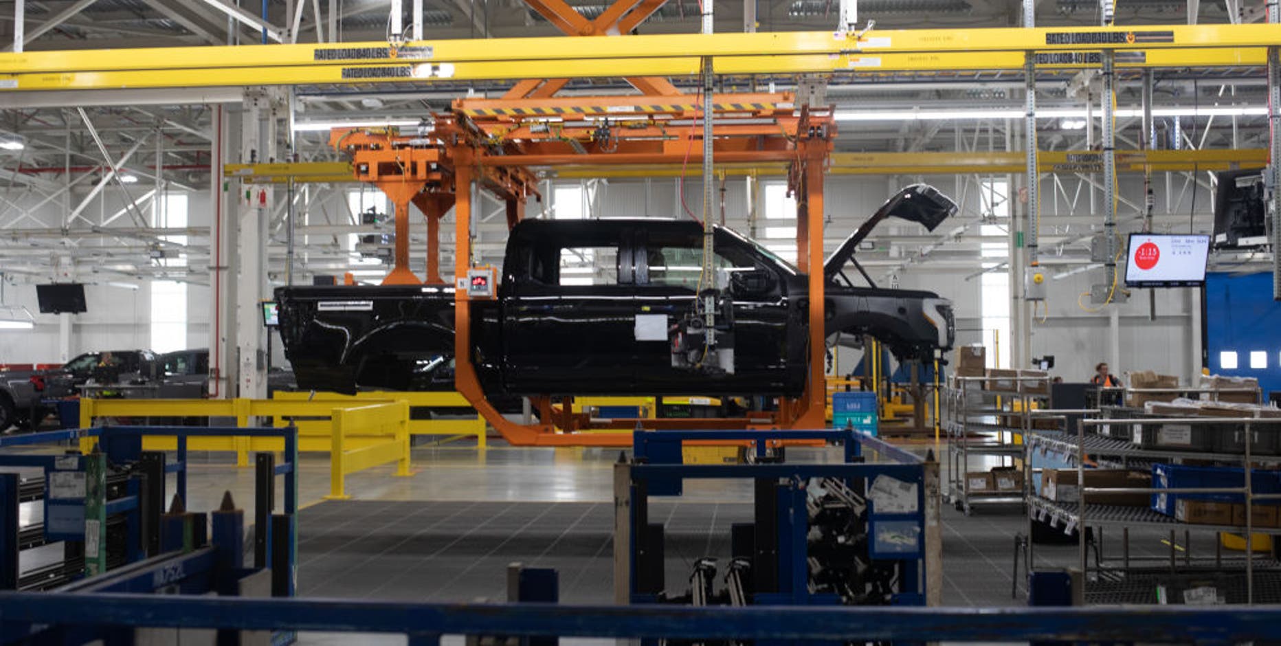 What employees need to know about working when contract expires