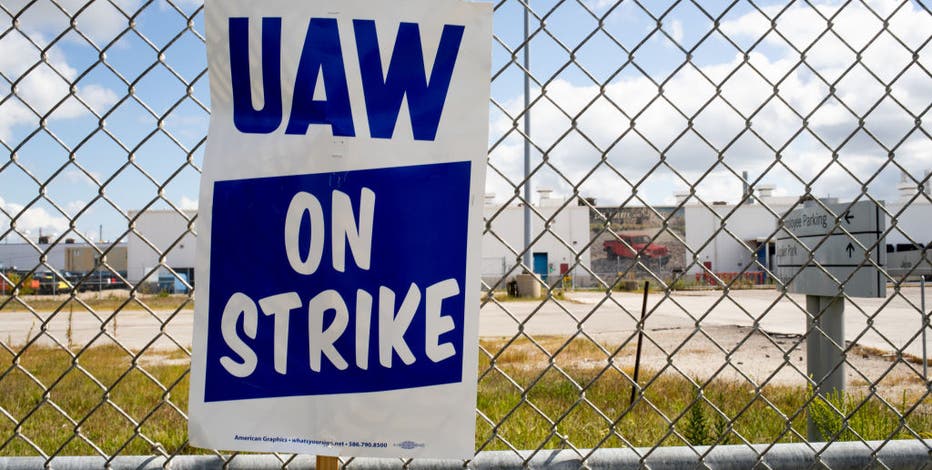 UAW calls on all GM, Stellantis parts facilities to strike; Ford averts additional strikes