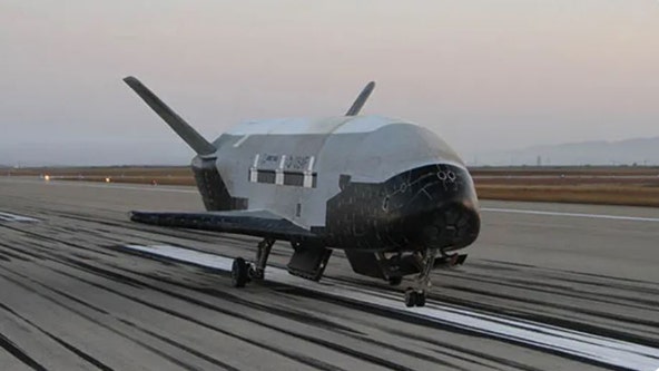 SpaceX prepares for Falcon Heavy launch of DoD spaceplane this weekend