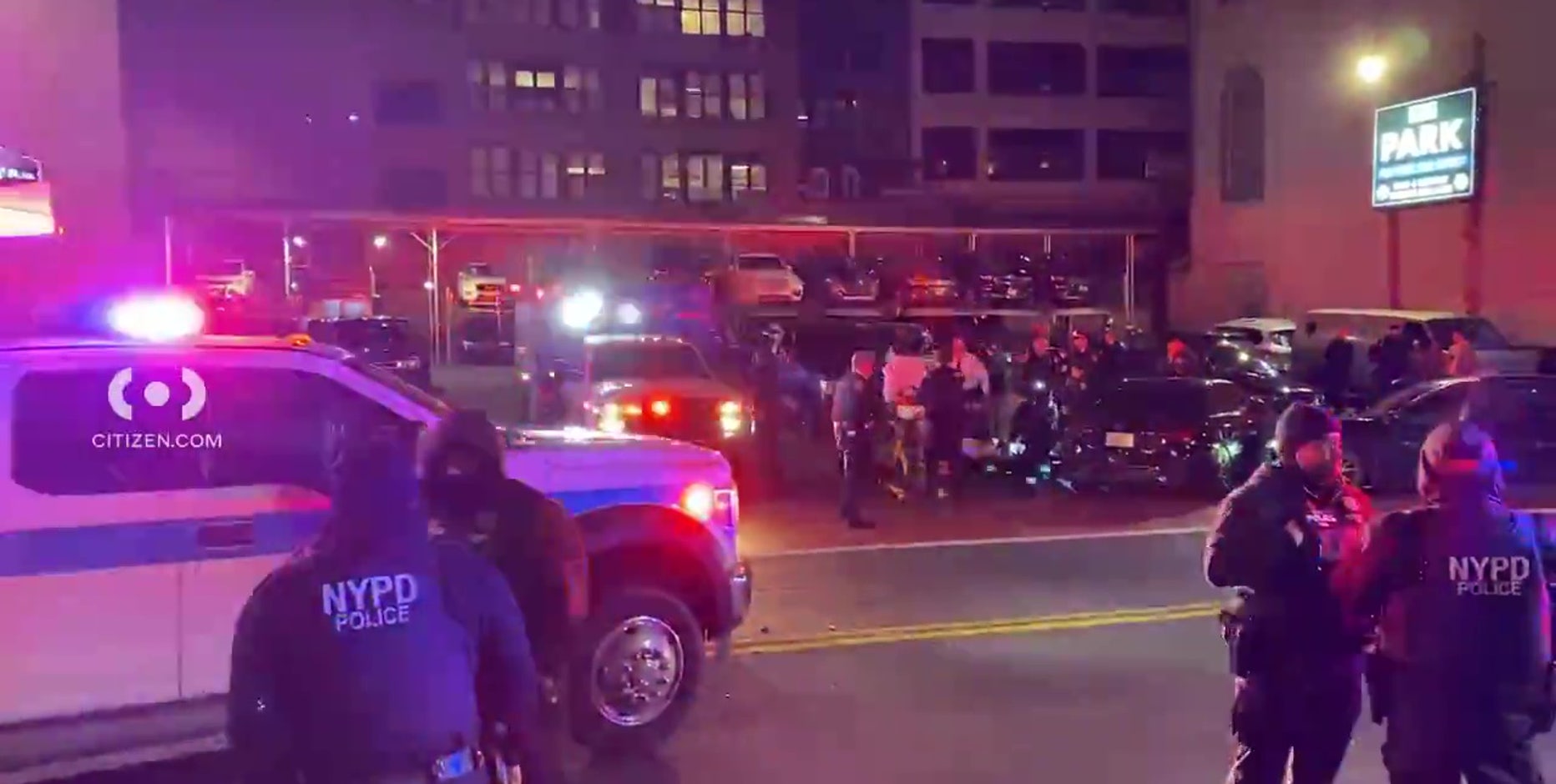 Midtown Manhattan police chase ends in crash, at least 8 injured