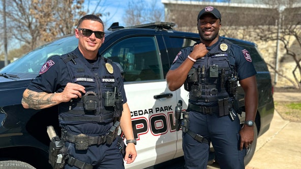 Viral picture of police officers posted by Cedar Park PD