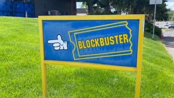 World's last Blockbuster in Oregon celebrates after stolen sign gets replaced for free