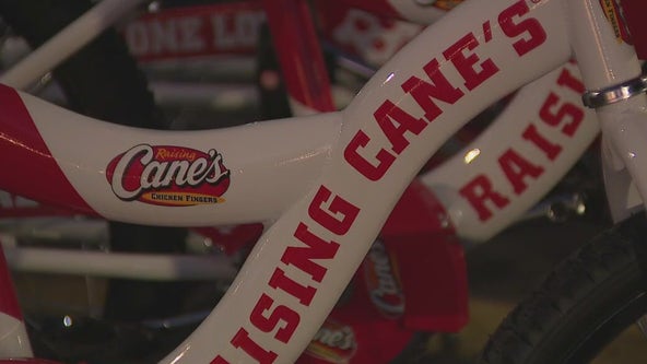 Texas Longhorns football player helps donate gifts to kids ahead of Christmas