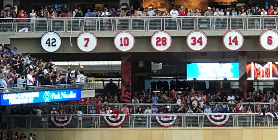 Celebrating No. 7: Joe Mauer's jersey retired