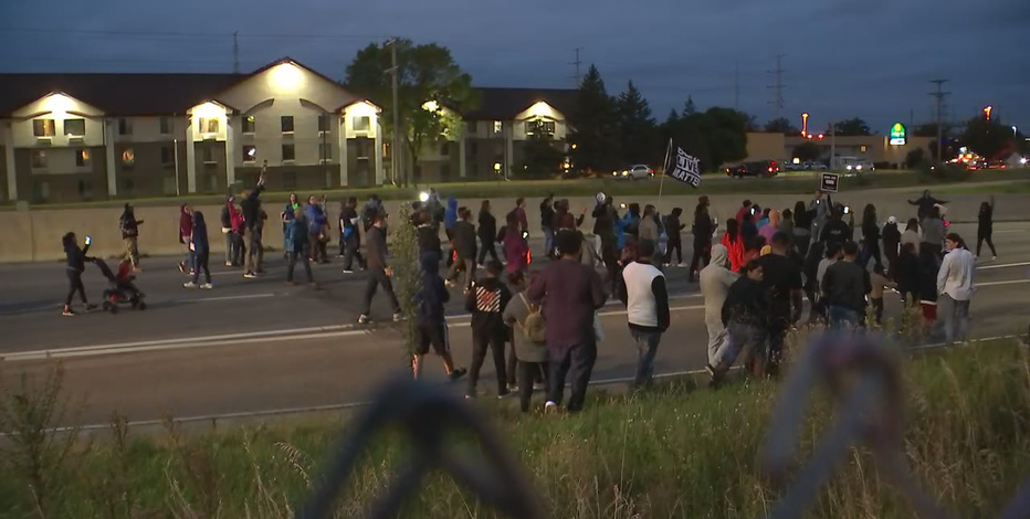 Protesters block traffic on 494 after officer-involved shooting in Richfield