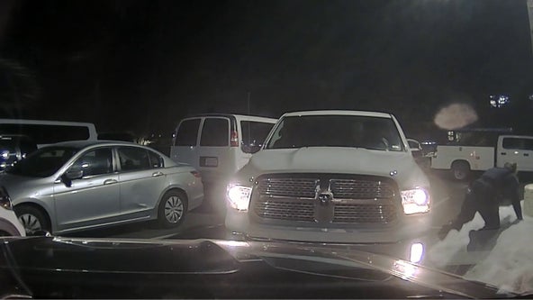 Video: Driver hit Woodbury officer, squad car before fleeing