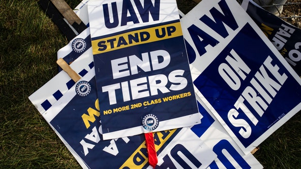UAW expands strike to include workers in Minnesota, Wisconsin