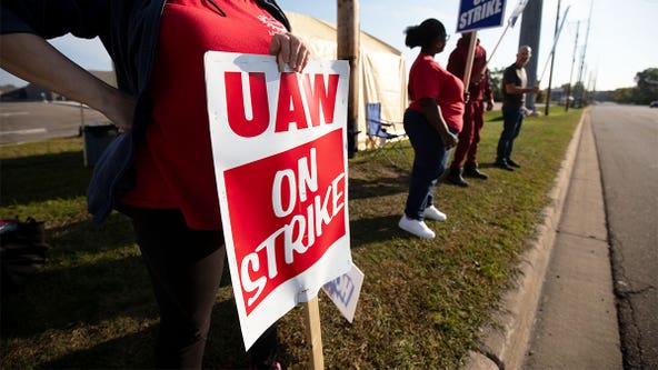 Auto workers still have room to expand their strike against car makers