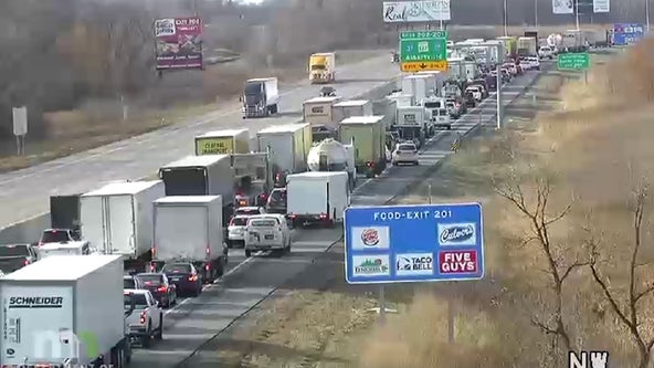 Man killed in 4-vehicle crash on I-94 in Albertville