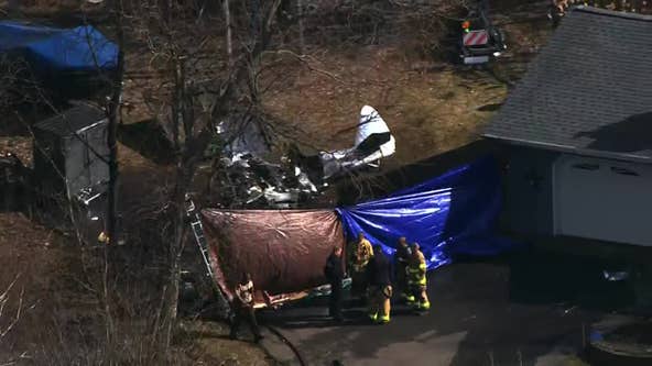 Small plane crash kills 2 men near Afton, Minnesota
