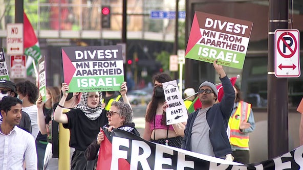 Former Israel Prime Minister met by protesters in Minneapolis