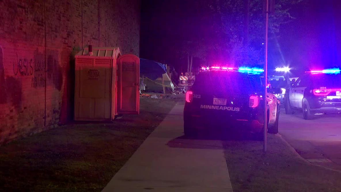 Renee Good Victim In Minneapolis Ice Shooting Remembered For