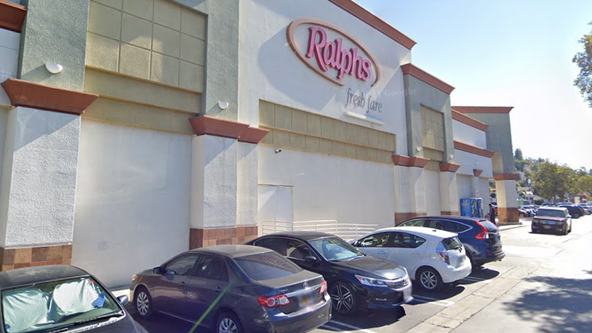 Man shot to death in Woodland Hills Ralphs parking lot