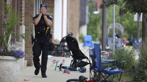 6 dead, 30 wounded in shooting at Chicago-area July 4 parade