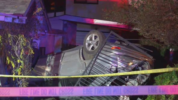 Suspected DUI driver plows into  La Cañada Flintridge home