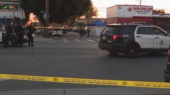 South LA car-to-car shooting leaves 1 dead, another injured