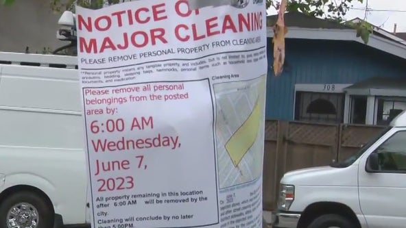 Homeless encampment cleanup in Venice
