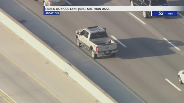 Police pursuit: Child appears to be in car during chase on 405 Freeway