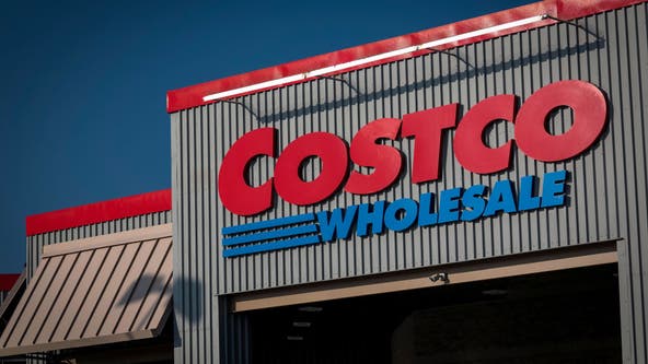 2 sought in theft at Westlake Village Costco