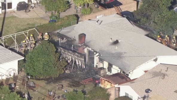 Deadly breaks out after house fire in Chatsworth