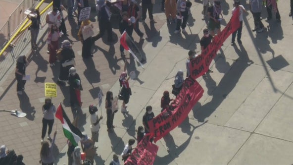 Pro-Palestinian protesters tried to disrupt Pomona College's commencement in LA