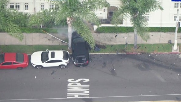 High-speed LA police chase with BMW ends in crash in Koreatown; Rifle pulled from scene