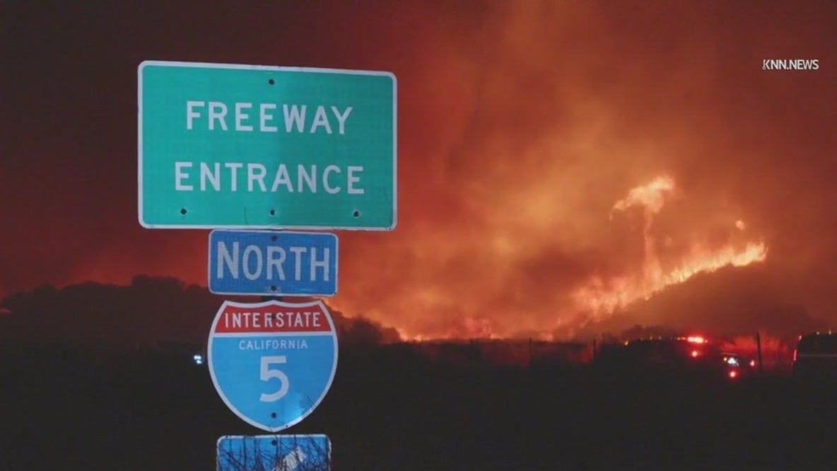 King Fire: Fast-moving fire erupts near 5 Freeway in Gorman
